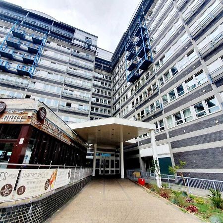 Charming 1-Bedroom Apartment In Woolwich ロンドン エクステリア 写真